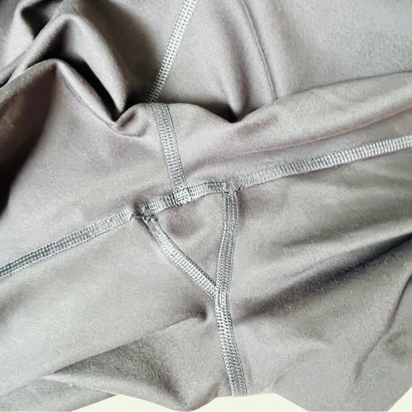 Victoria’s Secret Sexy Legging - Picture 5 of 6